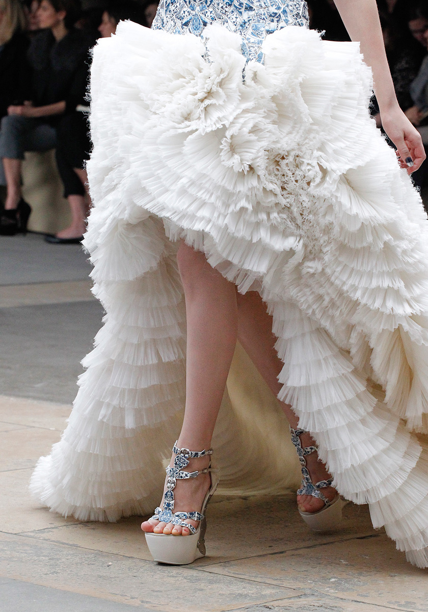 alexander mcqueen fall 2011