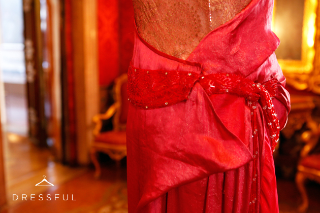 Elegance in exile exhibition