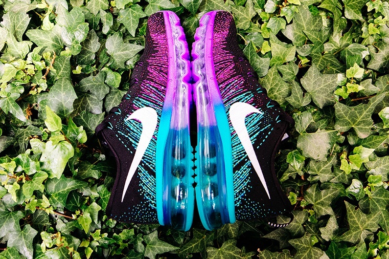 Nike Flyknit Max women's trainers