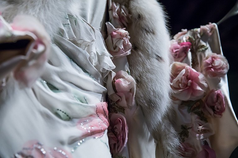 Dior haute couture Spring 1998 detail